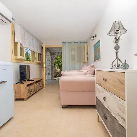 Perfect Escape Luxurious Anastasia Tranquil Retreat In Greece Villa Arkadades